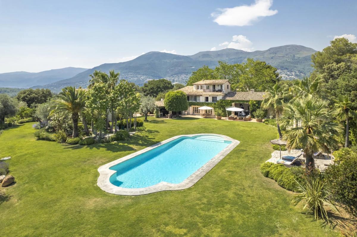 Picture of Villa For Sale in Saint Paul de Vence, Cote d'Azur, France