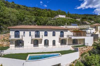 Villa For Sale in Cabris, France