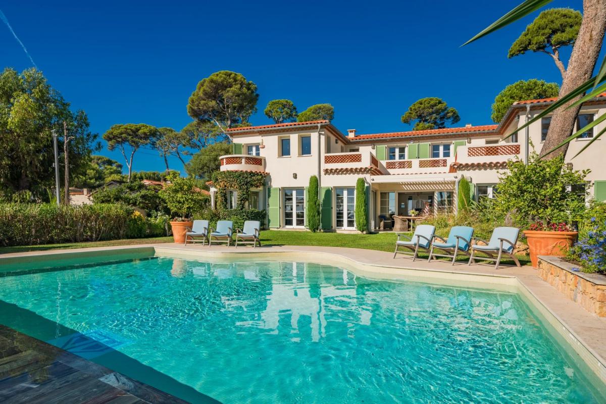 Picture of Villa For Sale in Antibes, Cote d'Azur, France