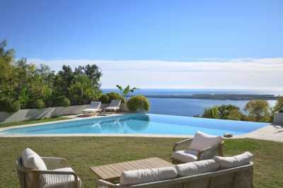 Villa For Sale in Cannes, France