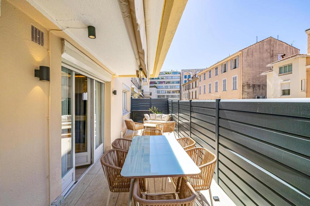 Picture of Apartment For Sale in Cannes, Cote d'Azur, France