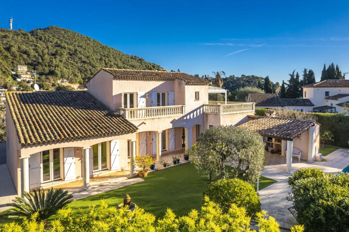 Picture of Villa For Sale in Villefranche Sur Mer, Provence-Alpes-Cote d'Azur, France