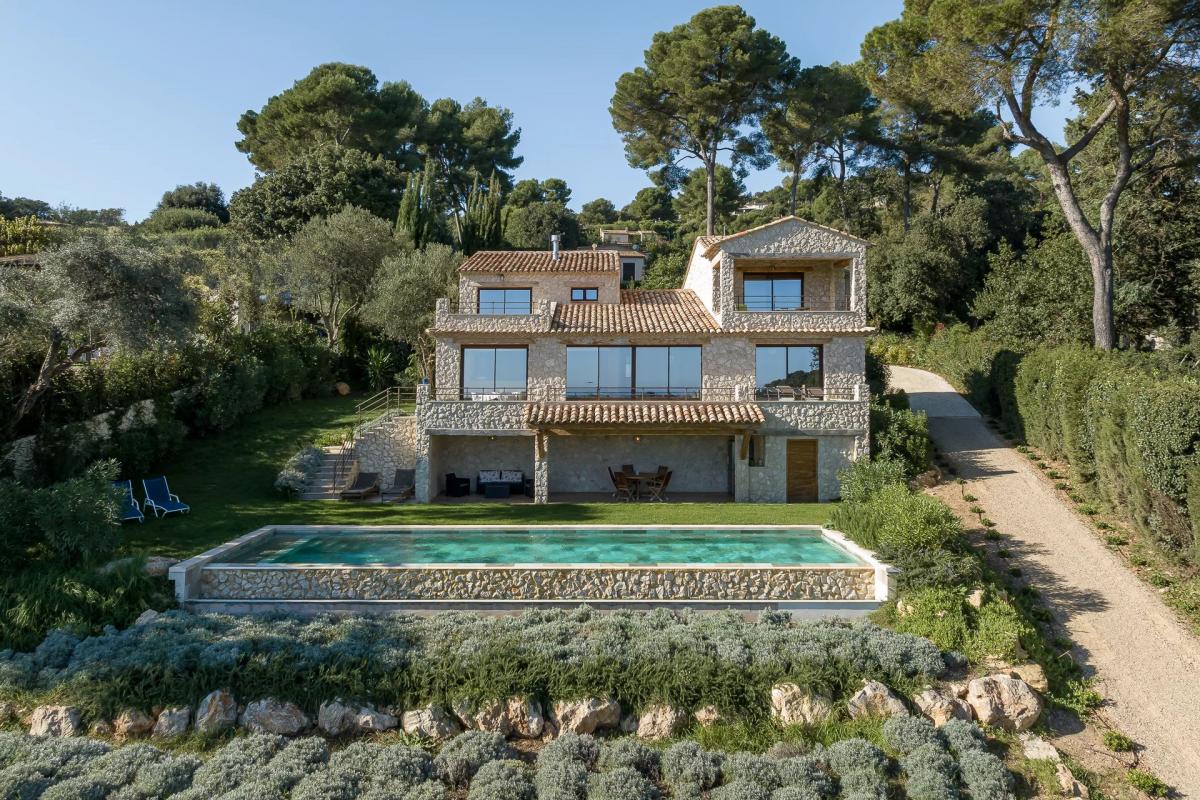 Picture of Villa For Sale in Saint Paul de Vence, Cote d'Azur, France