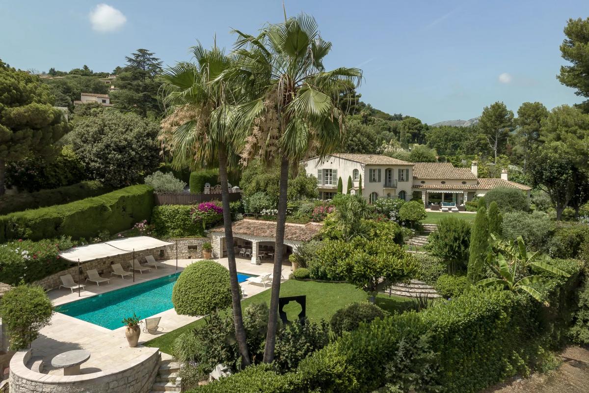 Picture of Villa For Sale in Saint Paul de Vence, Cote d'Azur, France