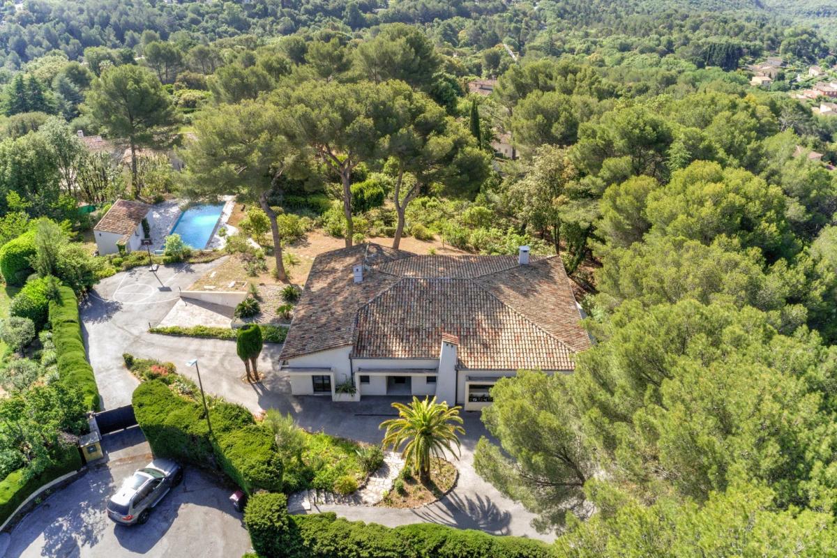 Picture of Villa For Sale in Biot, Cote d'Azur, France