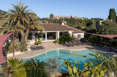 Villa For Sale in La Colle Sur Loup, France