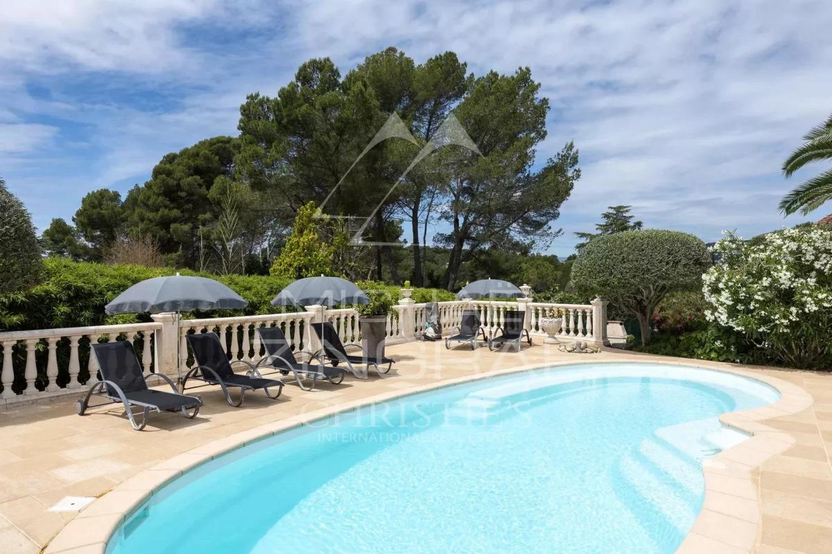 Picture of Villa For Sale in PEYMEINADE, Cote d'Azur, France