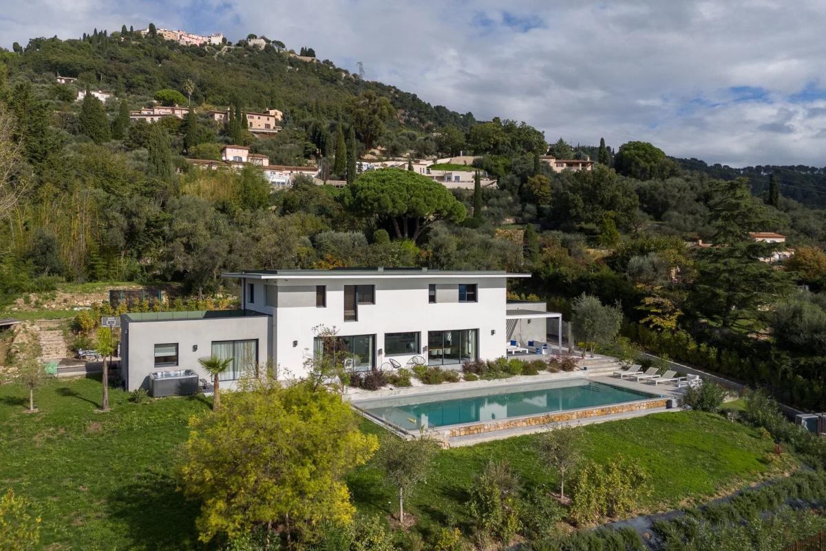 Picture of Villa For Sale in Cabris, Cote d'Azur, France