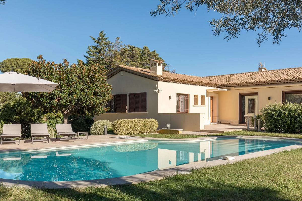 Picture of Villa For Sale in Antibes, Cote d'Azur, France