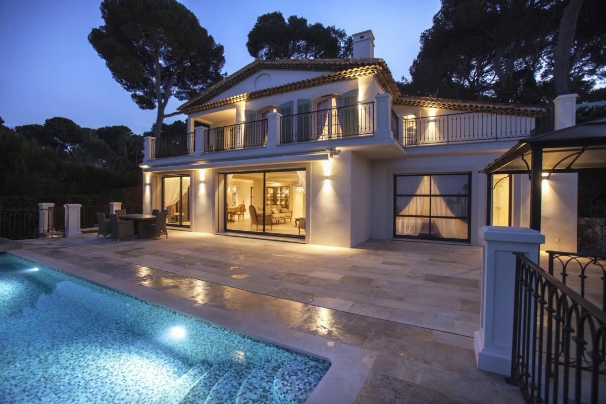 Picture of Villa For Sale in Antibes, Cote d'Azur, France