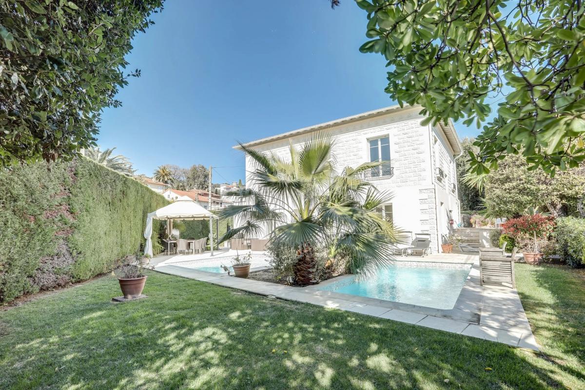 Picture of Villa For Sale in Cannes, Cote d'Azur, France