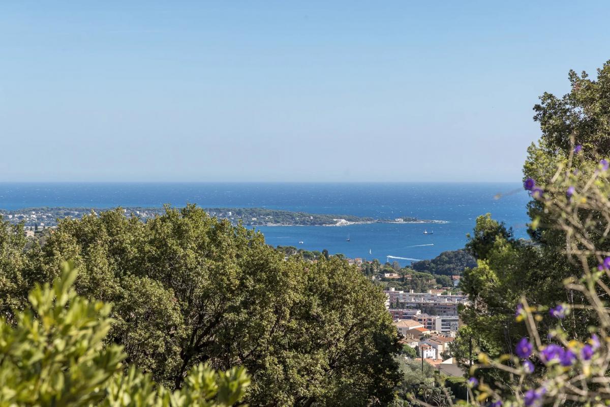 Picture of Home For Sale in Vallauris, Cote d'Azur, France