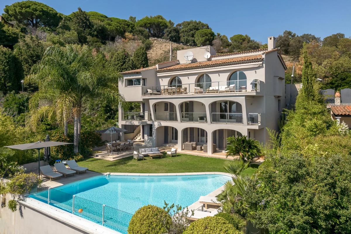 Picture of Villa For Sale in Cannes, Cote d'Azur, France