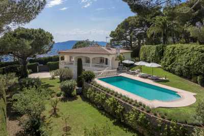 Villa For Sale in 