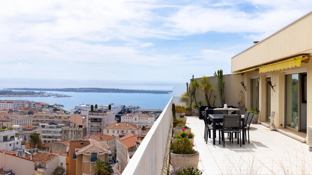 Picture of Apartment For Sale in Cannes, Cote d'Azur, France