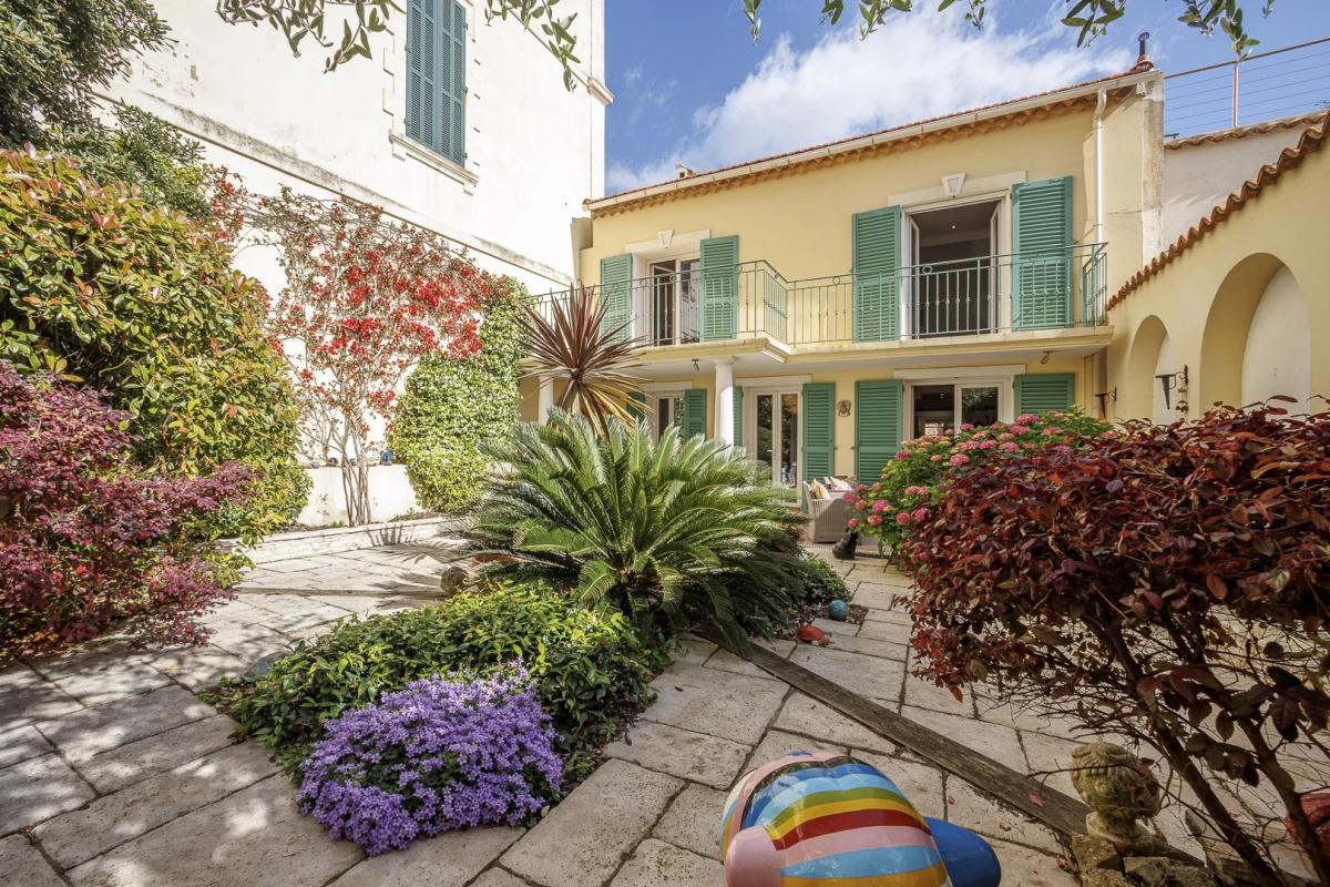 Picture of Home For Sale in Cannes, Cote d'Azur, France