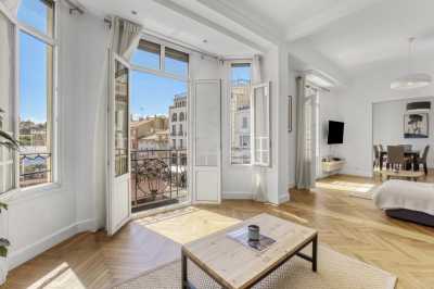 Apartment For Sale in Cannes, France