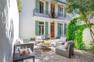 Apartment For Sale in Cannes, France