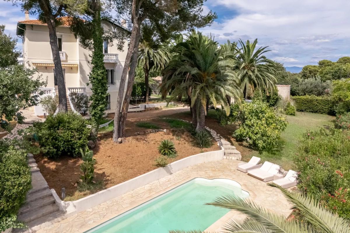 Picture of Home For Sale in Antibes, Cote d'Azur, France