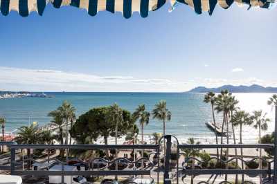 Apartment For Sale in Cannes, France