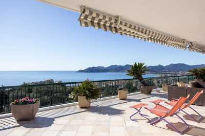 Apartment For Sale in Cannes, France