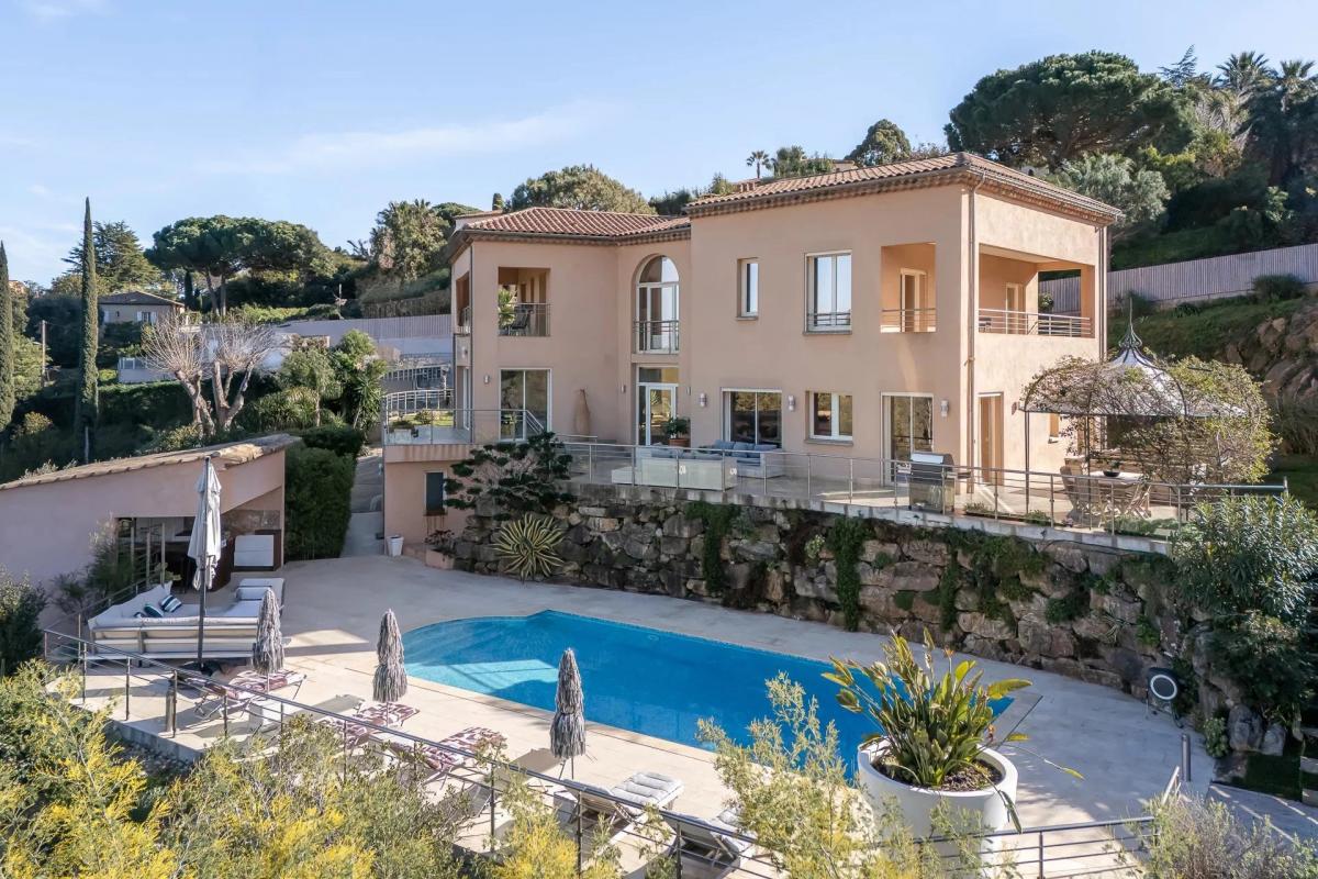 Picture of Villa For Sale in Cannes, Cote d'Azur, France