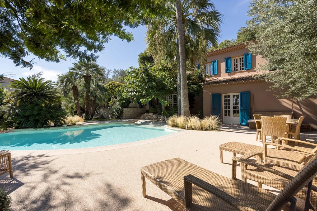 Picture of Villa For Sale in Villefranche Sur Mer, Provence-Alpes-Cote d'Azur, France