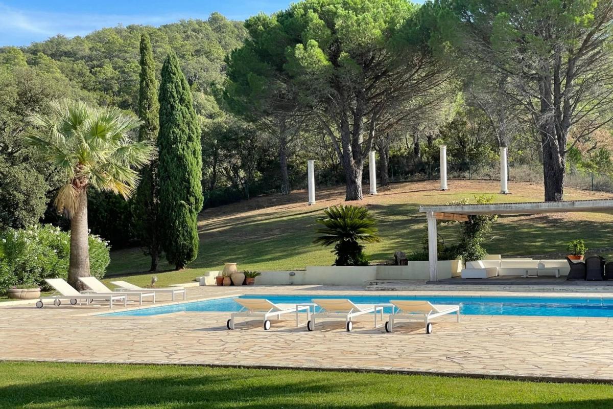 Picture of Home For Sale in Le Lavandou, Provence-Alpes-Cote d'Azur, France