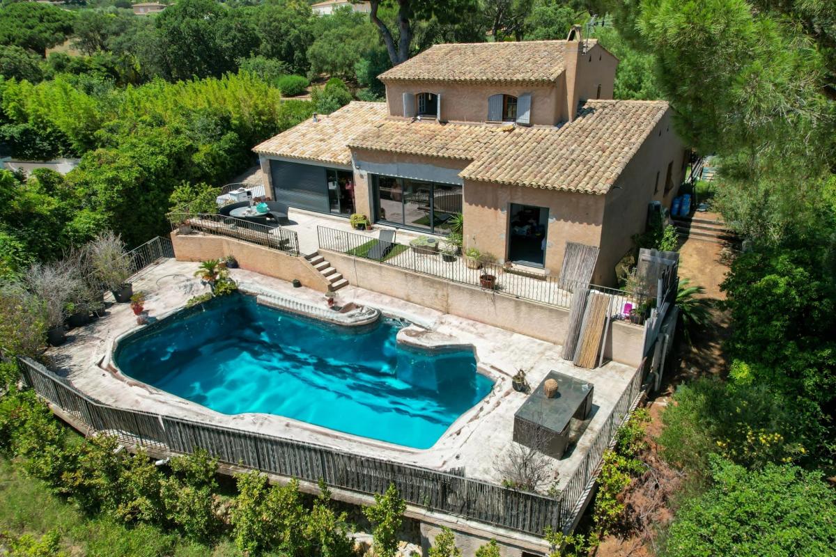 Picture of Home For Sale in Grimaud, Cote d'Azur, France