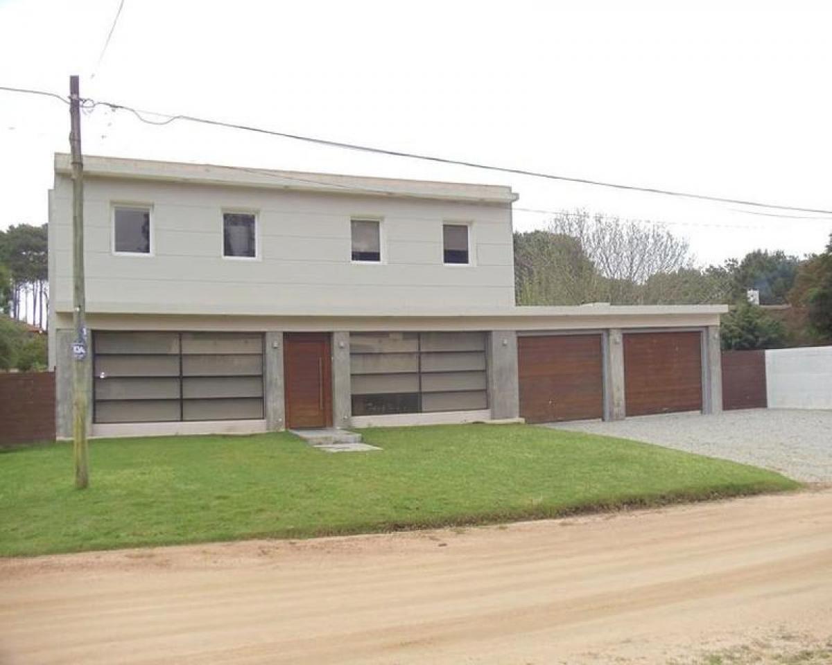 Picture of Home For Sale in Punta Del Este, Maldonado, Uruguay