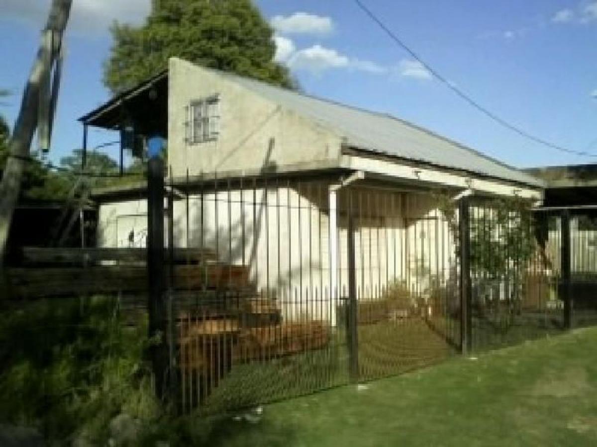 Picture of Home For Sale in Florencio Varela, Buenos Aires, Argentina