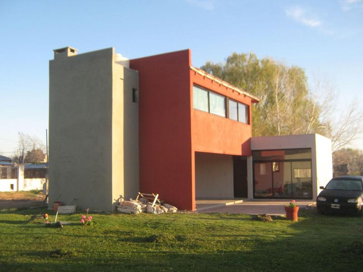 Picture of Home For Sale in Berisso, Buenos Aires, Argentina