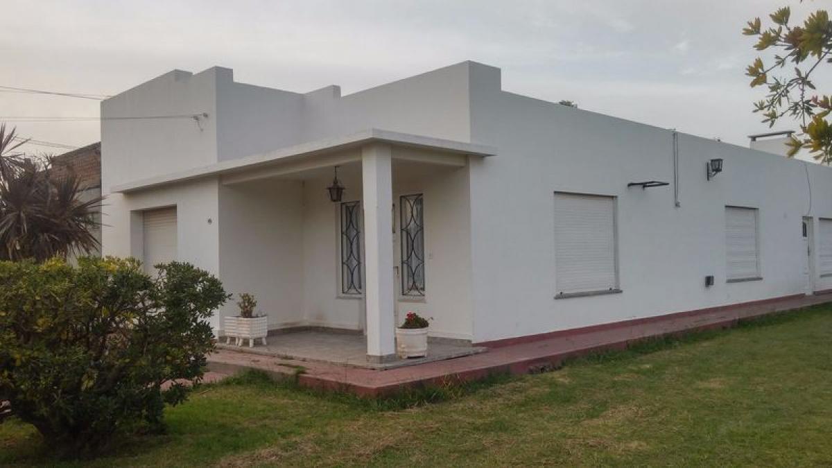 Picture of Home For Sale in General Alvarado, Buenos Aires, Argentina