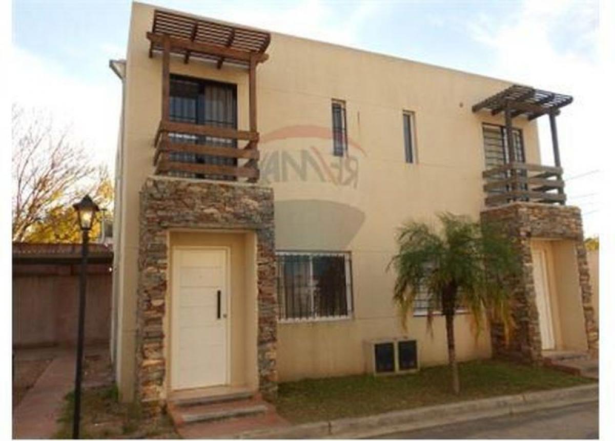 Picture of Home For Sale in Malvinas Argentinas, Buenos Aires, Argentina