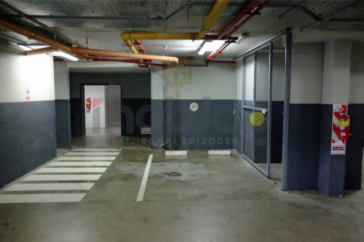 Picture of Warehouse For Sale in Quilmes, Buenos Aires, Argentina