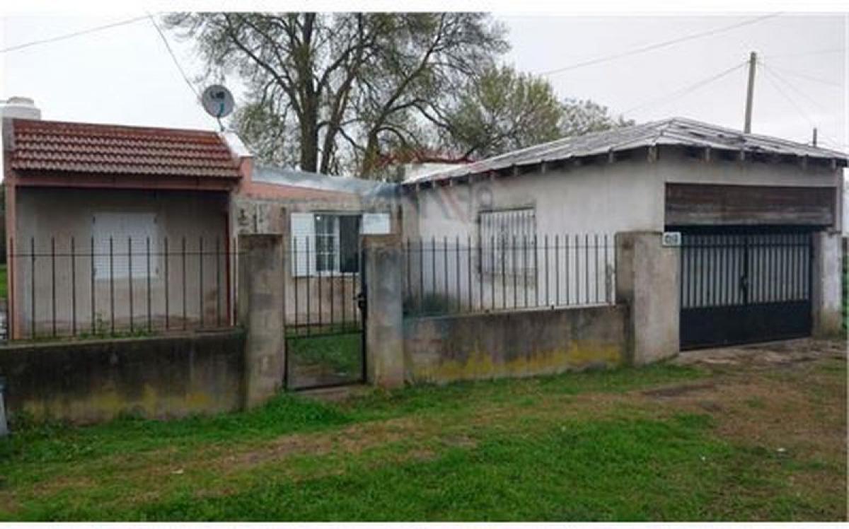 Picture of Home For Sale in La Plata, Buenos Aires, Argentina