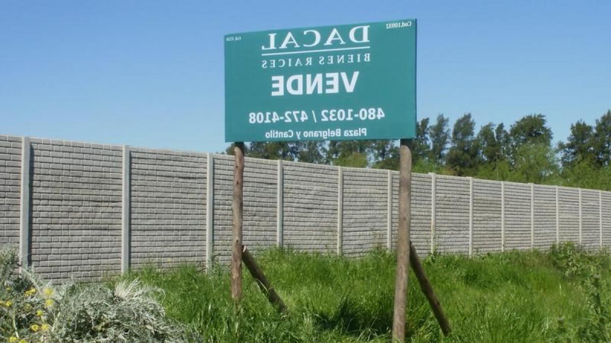 Picture of Residential Land For Sale in La Plata, Buenos Aires, Argentina