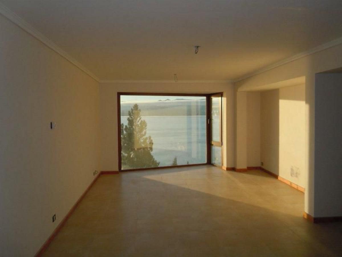 Picture of Apartment For Sale in San Carlos De Bariloche, Rio Negro, Argentina