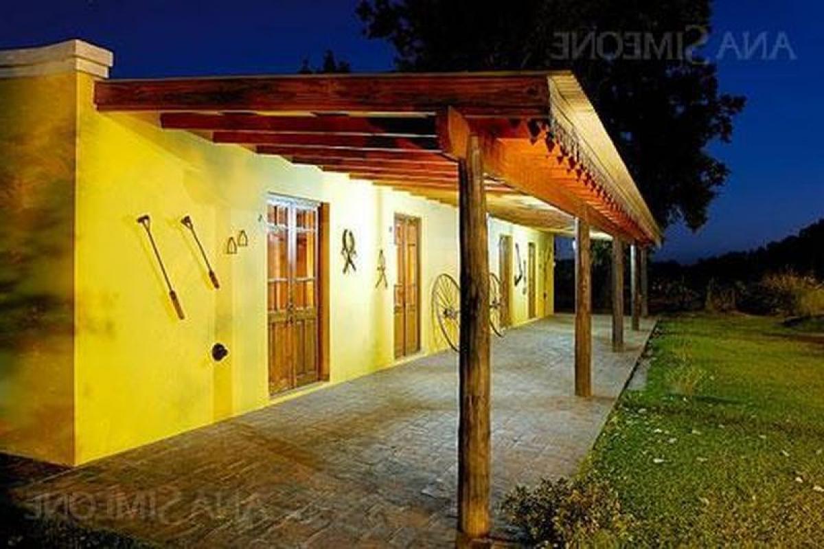 Picture of Hotel For Sale in San Antonio De Areco, Buenos Aires, Argentina