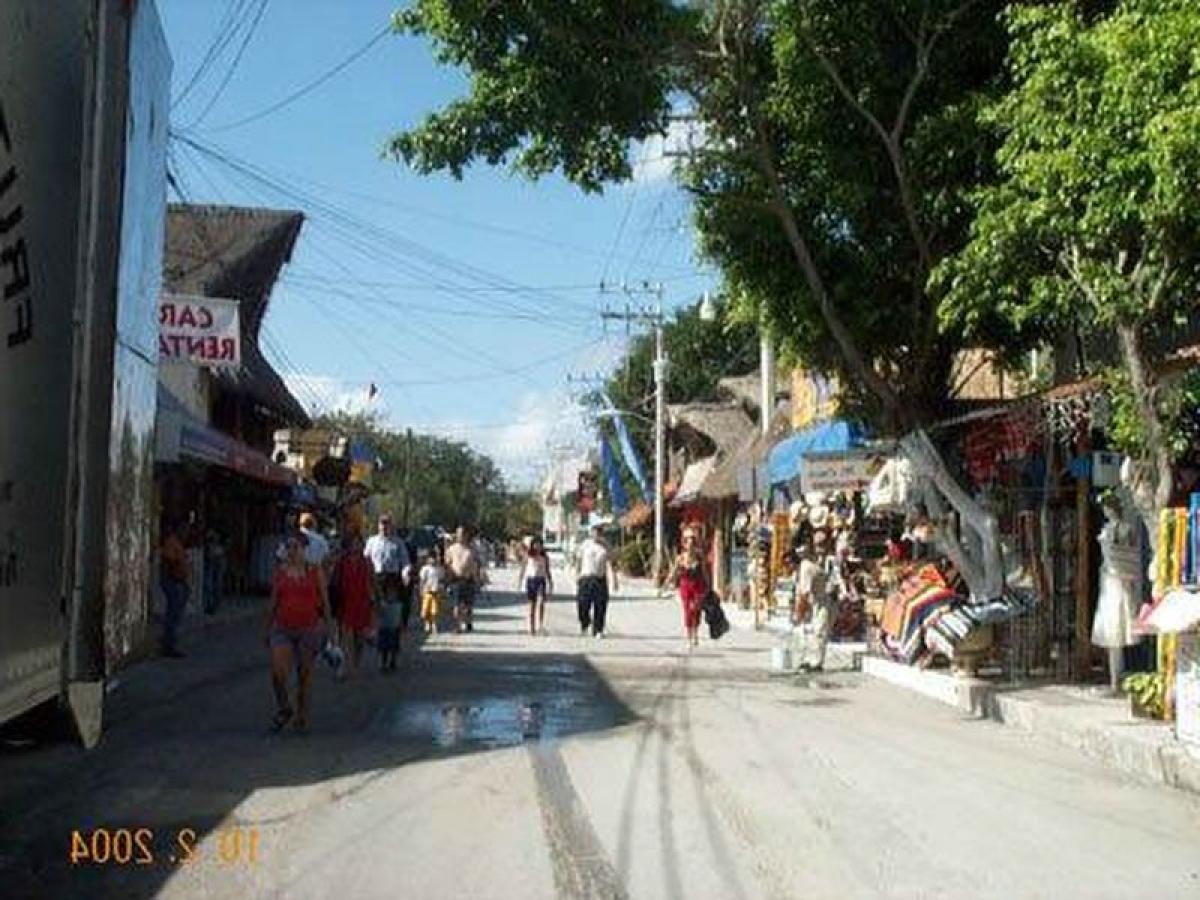 Picture of Apartment Building For Sale in Solidaridad, Quintana Roo, Mexico