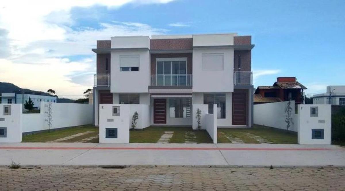 Picture of Home For Sale in Florianopolis, Santa Catarina, Brazil