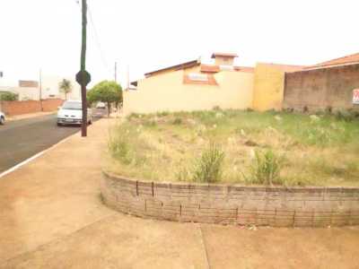 Residential Land For Sale in Pederneiras, Brazil