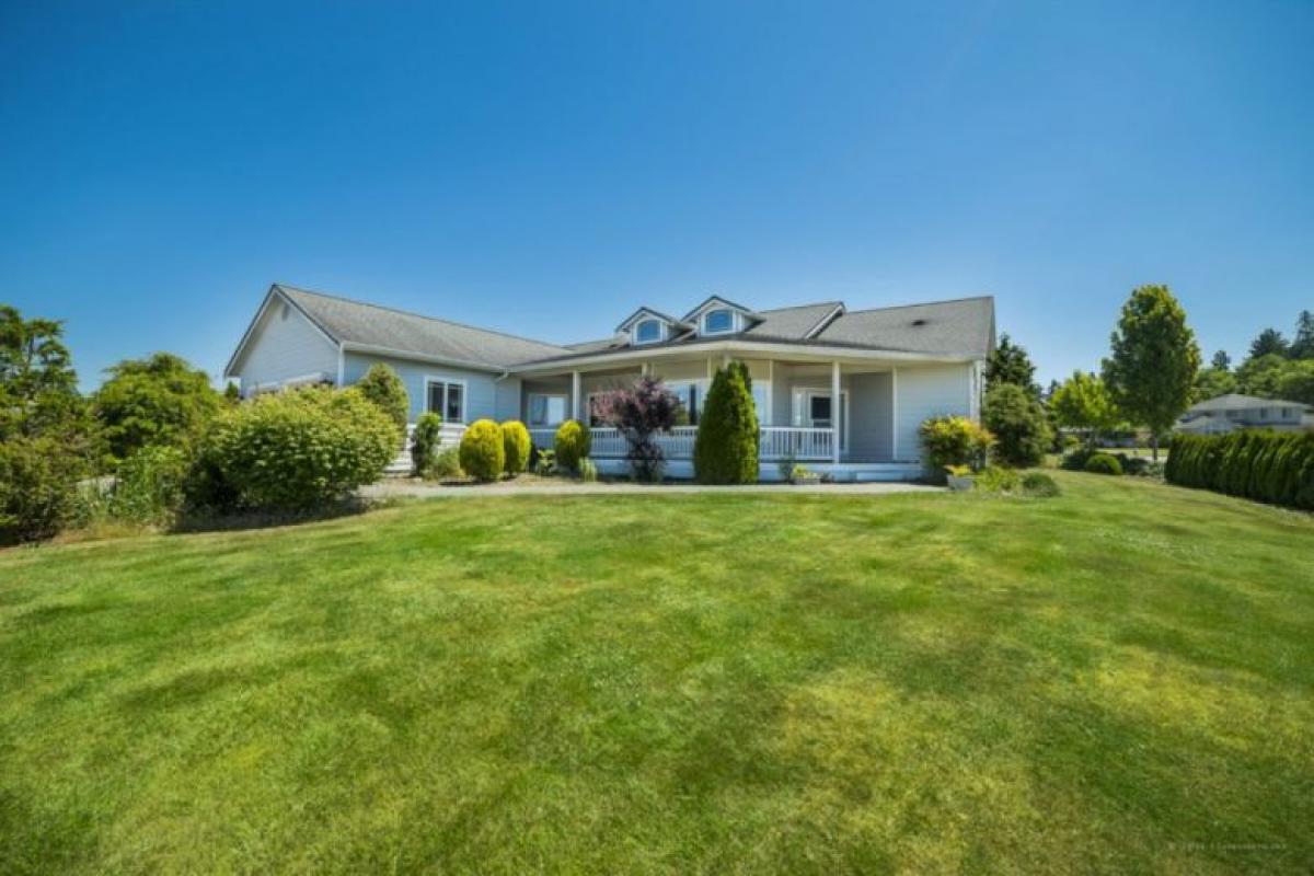 Picture of Home For Sale in Stanwood, Washington, United States