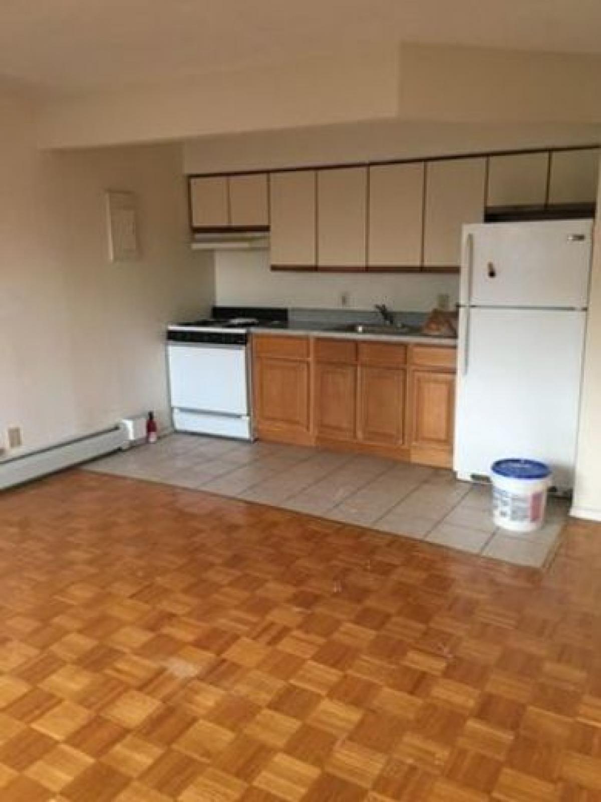 Picture of Home For Rent in Corona, New York, United States