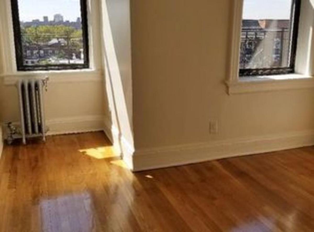 Picture of Apartment For Rent in Corona, New York, United States