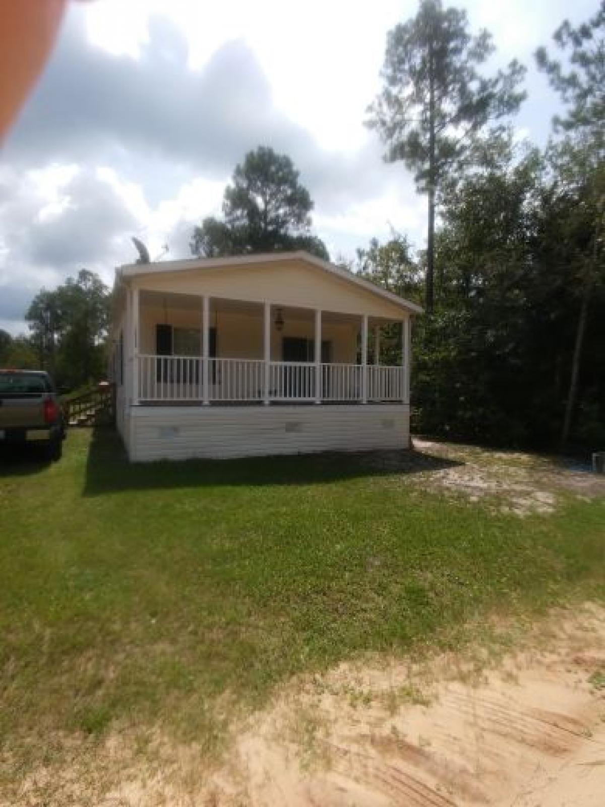 Picture of Mobile Home For Sale in Fountain, Florida, United States