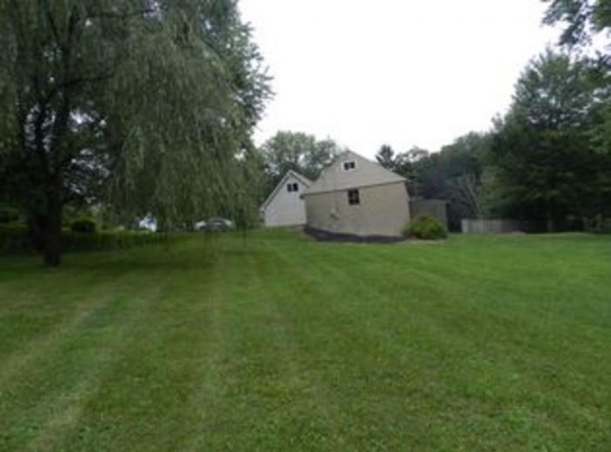 Picture of Home For Sale in Beaver Falls, Pennsylvania, United States