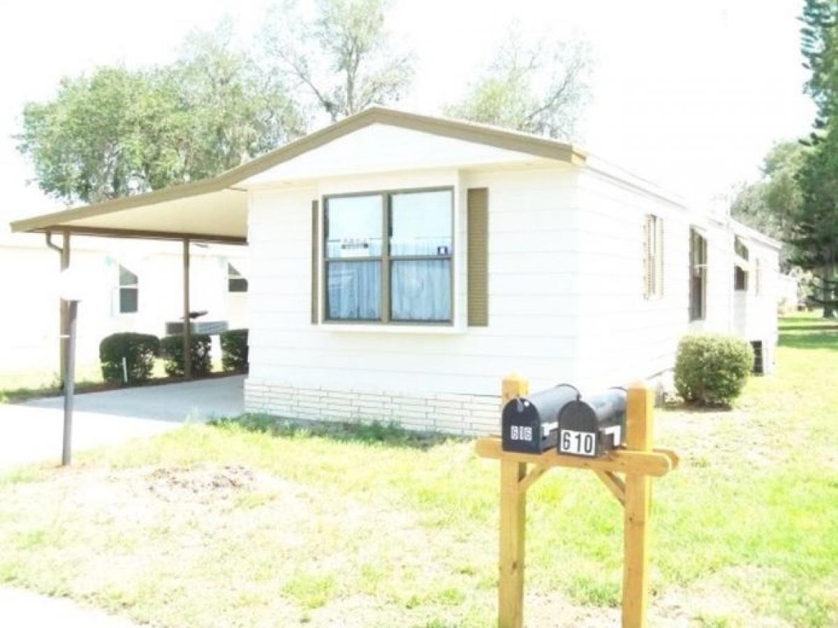 Picture of Mobile Home For Sale in Avon Park, Florida, United States