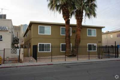 Apartment Building For Sale in Las Vegas, Nevada