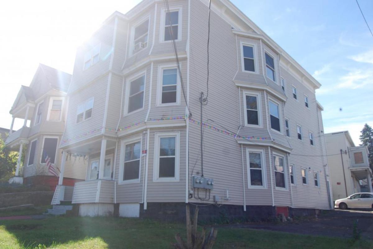 Picture of Multi-Family Home For Sale in Schenectady, New York, United States